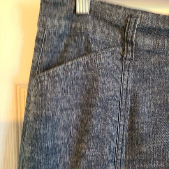 SIMON CHANG jean skirt - Picture 7 of 9